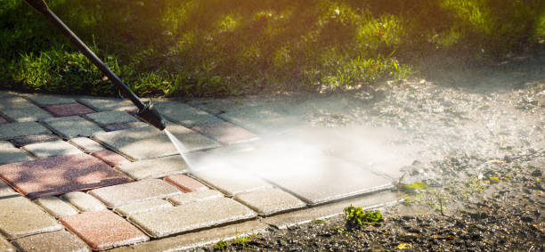 Best Playground Equipment Cleaning  in Claymont, DE